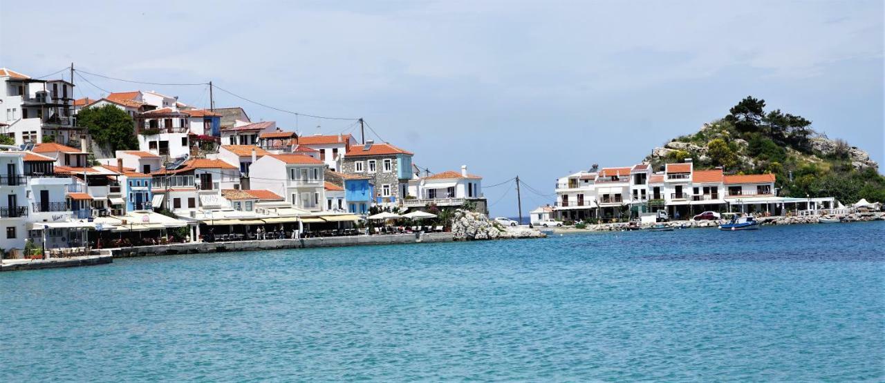 Eftopia Beachfront 2-bedrooms apartment Kokkari Buitenkant foto